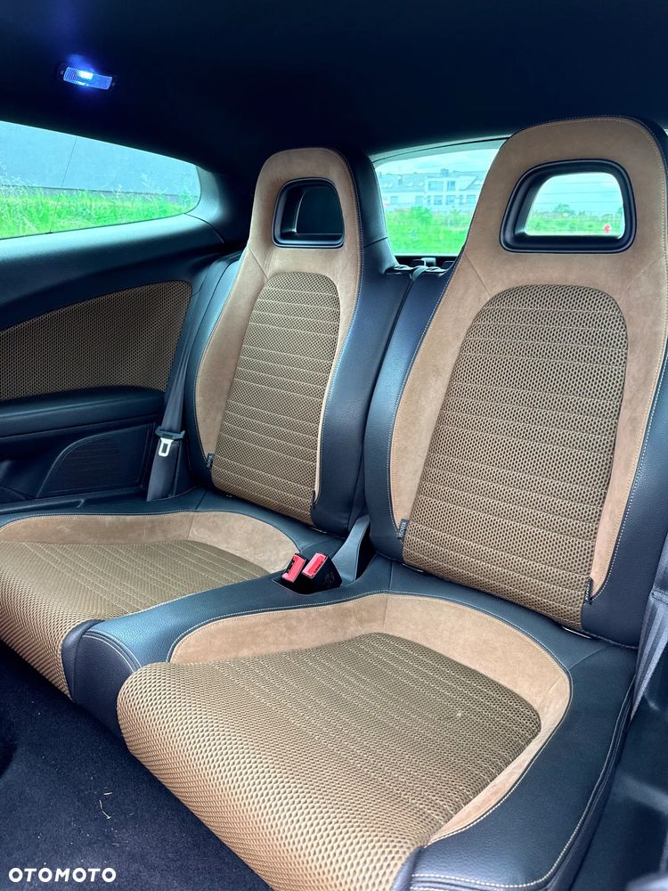 Volkswagen Scirocco 1.4 TSI DSG - 15