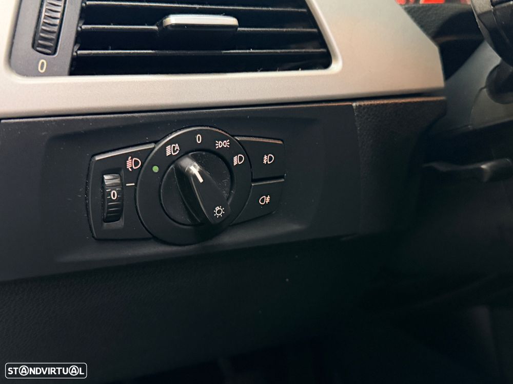 BMW 318 d DPF Edition Lifestyle - 17