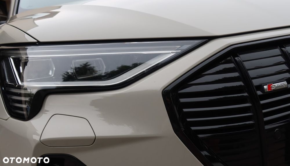 Audi e-tron 50 Quattro S line - 25