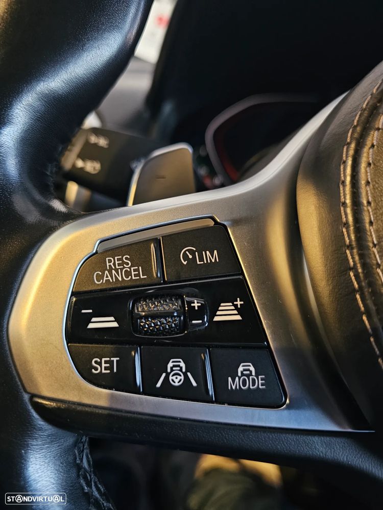 BMW M850i xDrive - 35