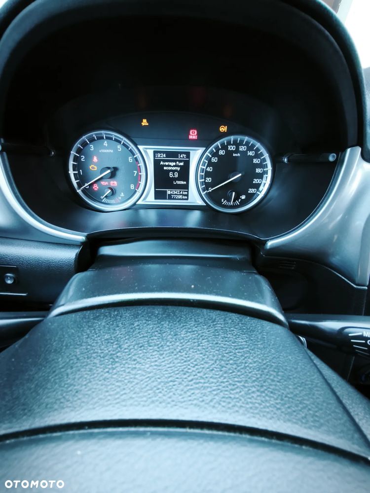 Suzuki Vitara 1.6 Comfort 2WD - 10