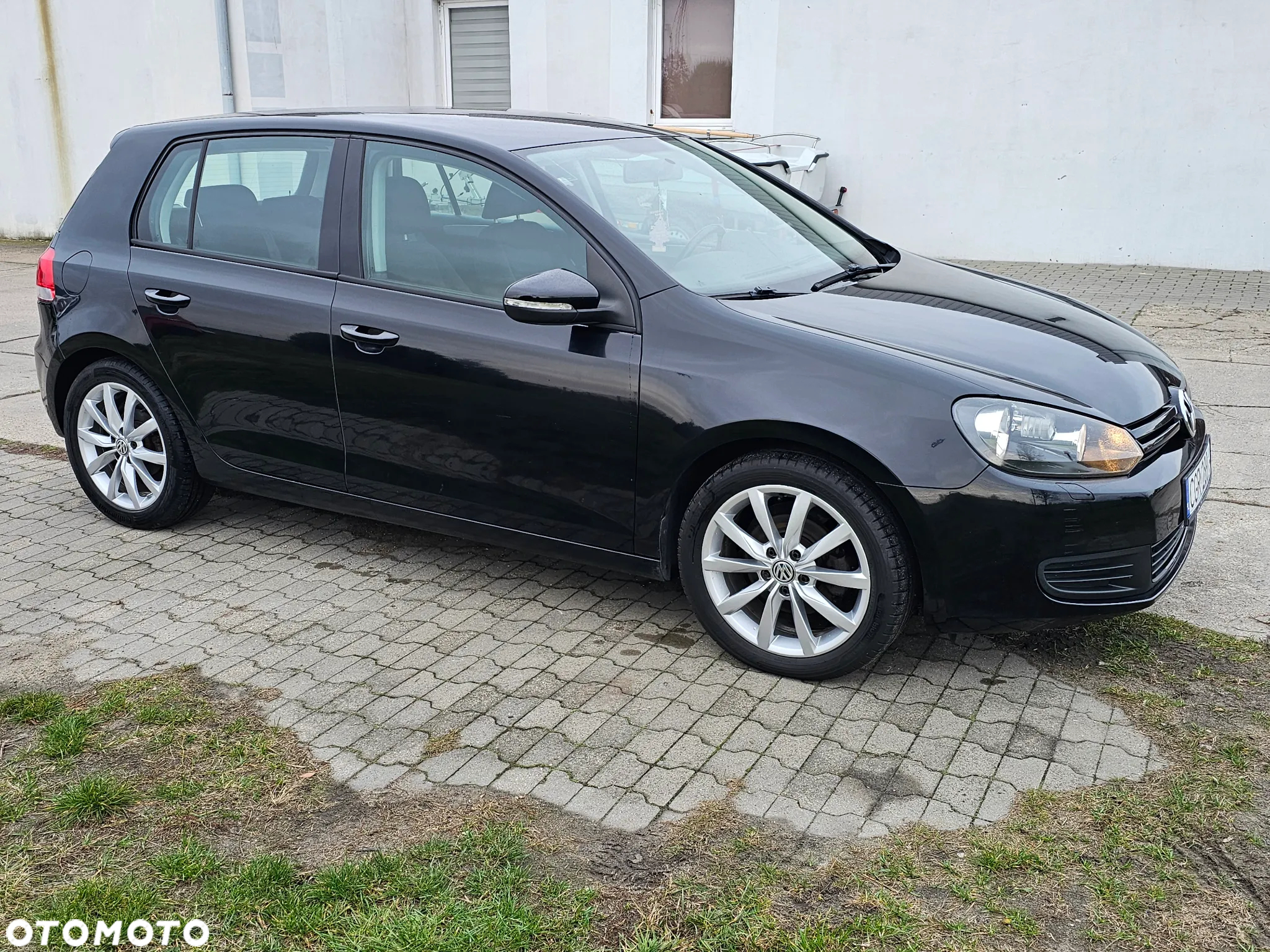 Volkswagen Golf - 10