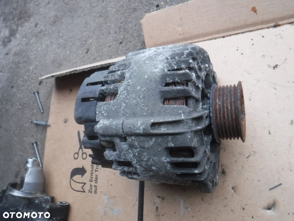 Audi A4 B8 A5 8T 2.7 Tdi  alternator 059903016J 150A - 1