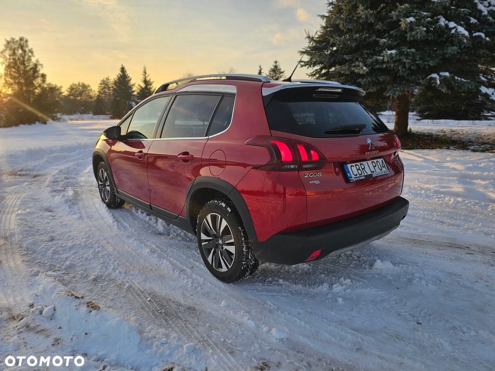 Peugeot 2008 1.2 Pure Tech Active S&S - 6