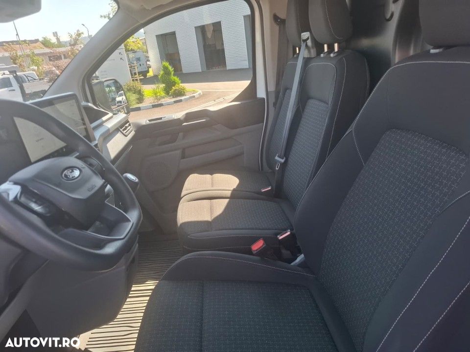 Ford Transit Custom - 11