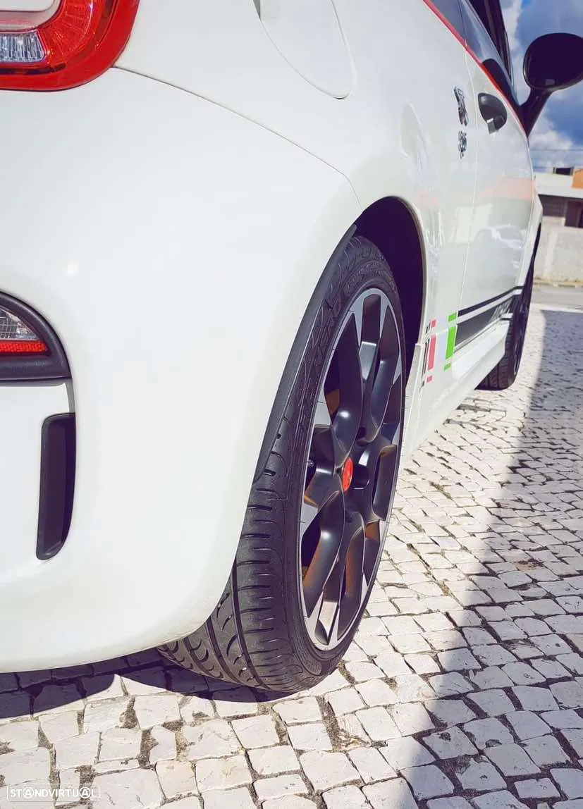 Abarth 595 1.4 T-Jet Competizione - 8