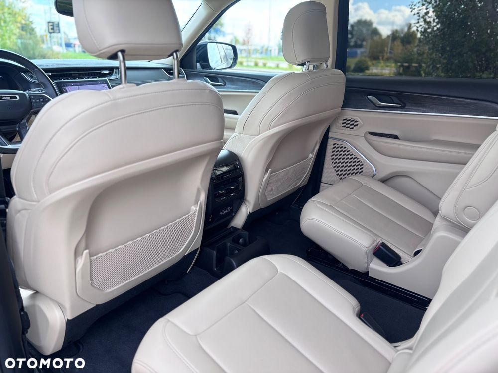 Jeep Grand Cherokee - 6