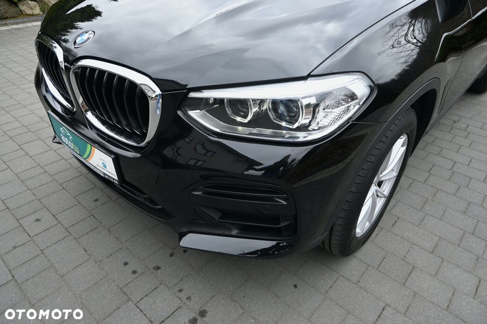 BMW X4 xDrive20d Business Edition sport - 39