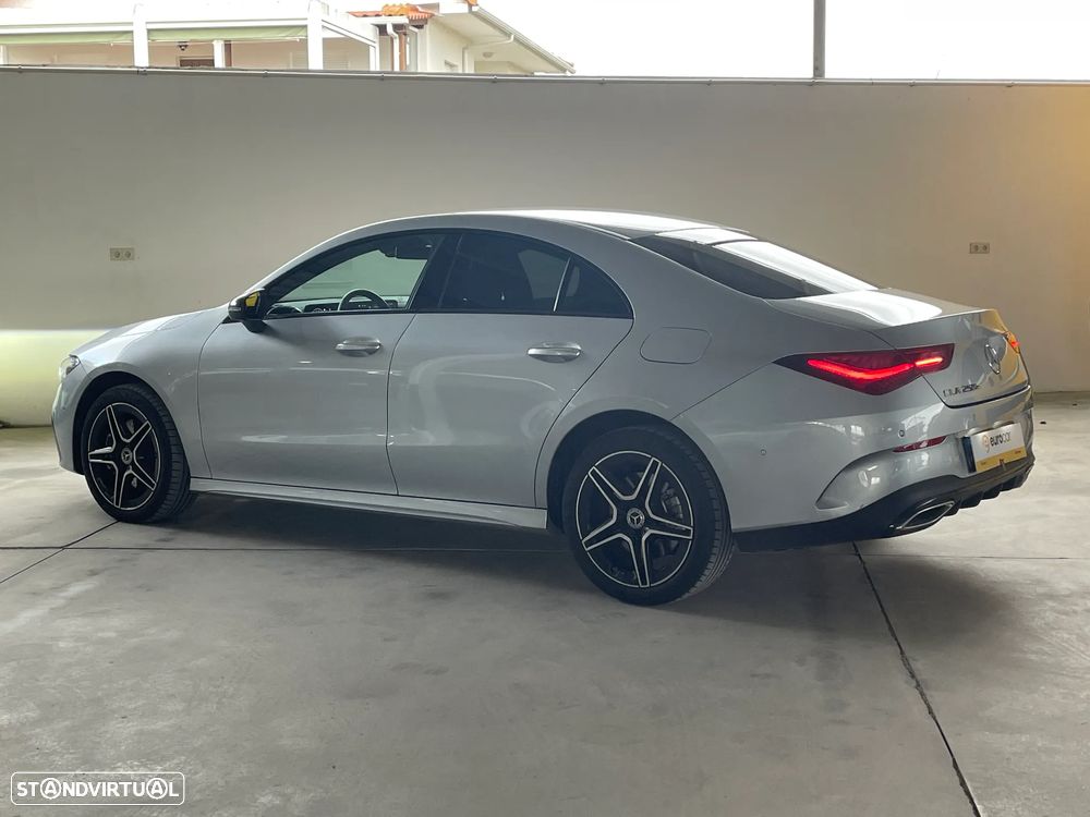 Mercedes-Benz CLA 250 e AMG Line - 5