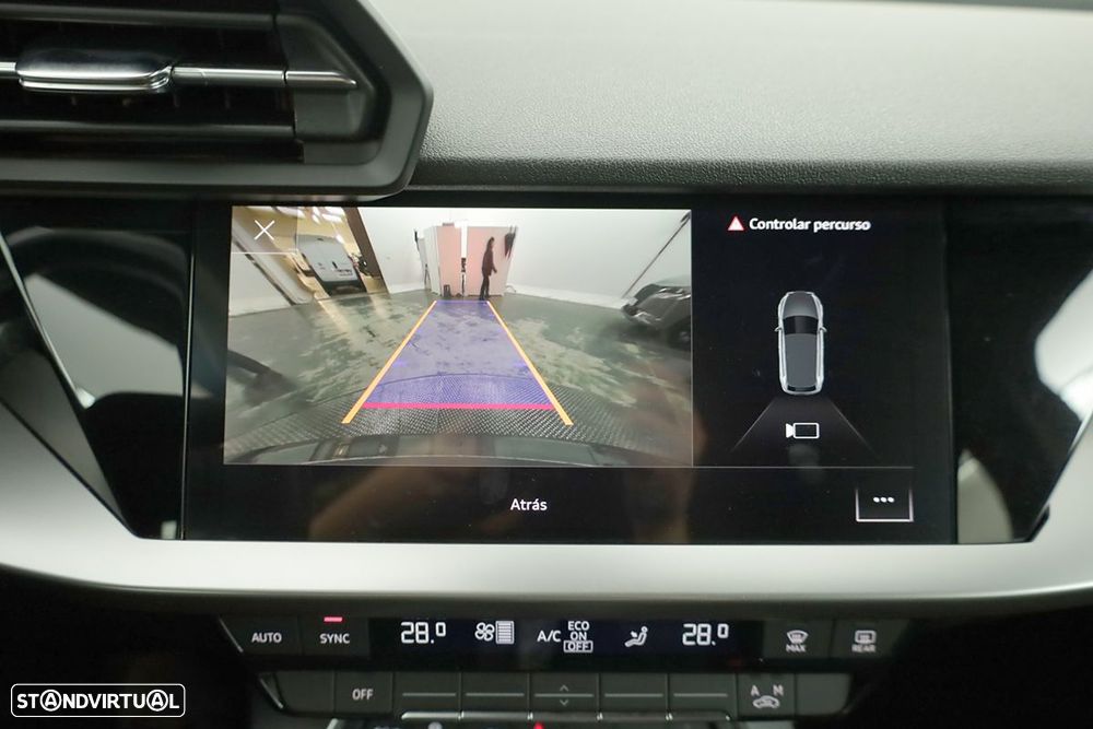 Audi A3 Sportback 45 TFSIe S line - 11