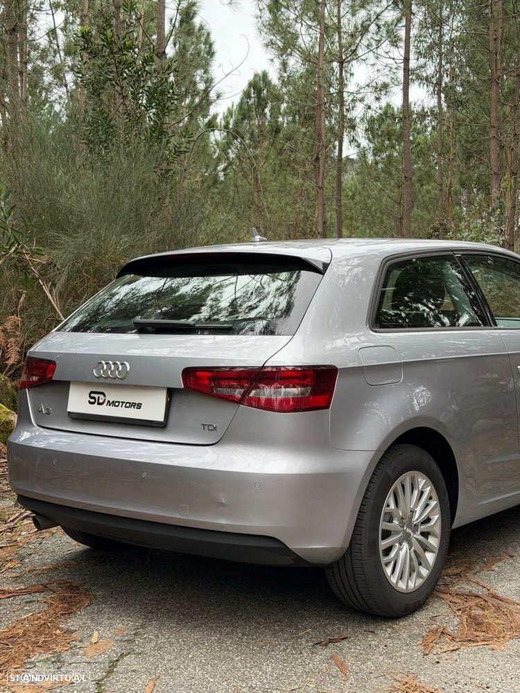 Audi A3 1.6 TDI Advance S tronic - 8