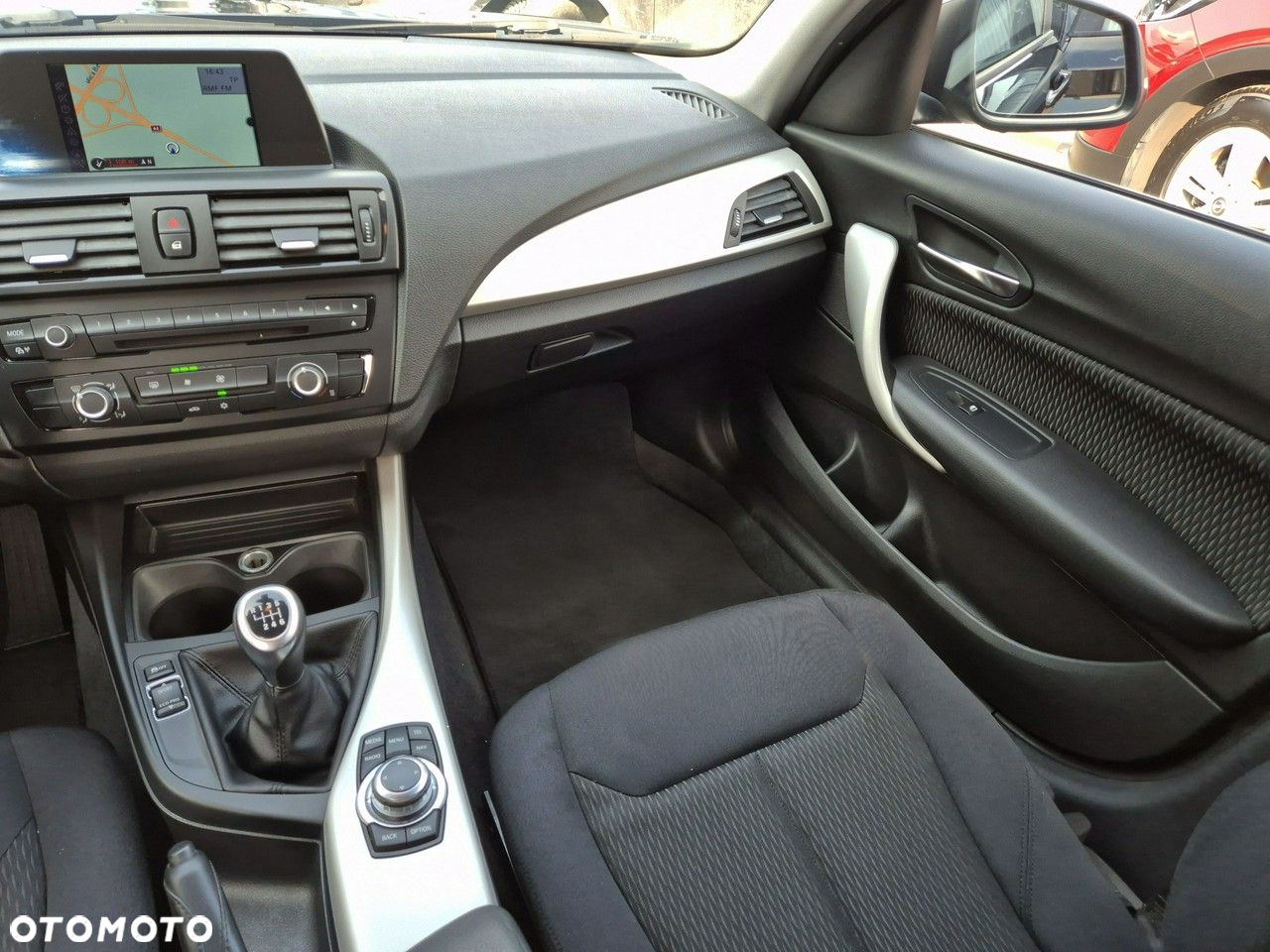 BMW Seria 1 116i Sport Line - 24