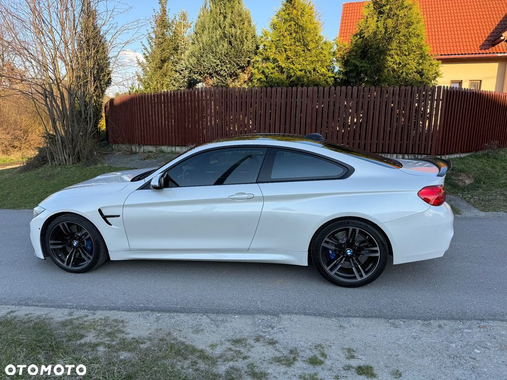 BMW M4 Coupe DKG - 7