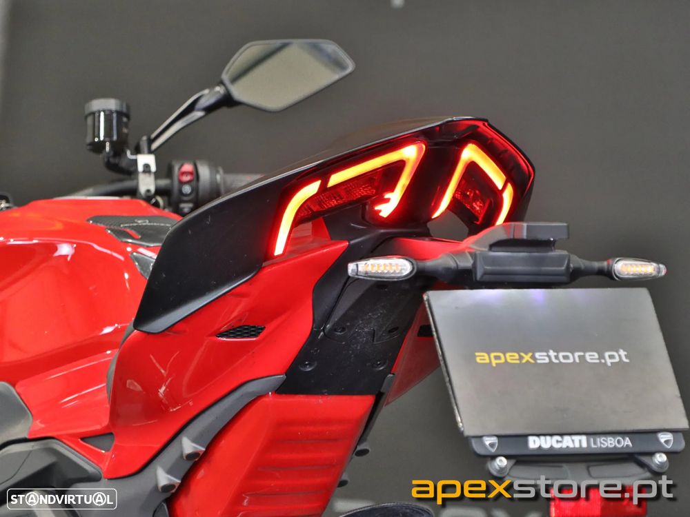 Ducati Streetfighter V4S - 13