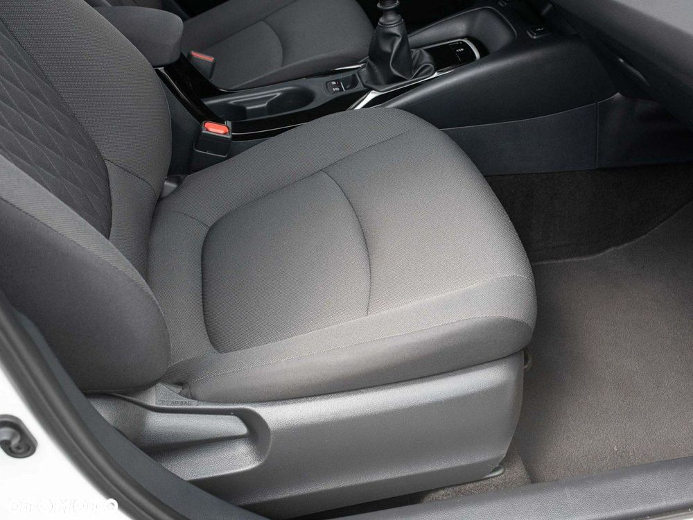 Toyota Corolla 1.5 Comfort - 27