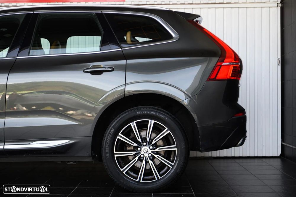 Volvo XC 60 2.0 D4 Inscription AWD Geartronic - 17