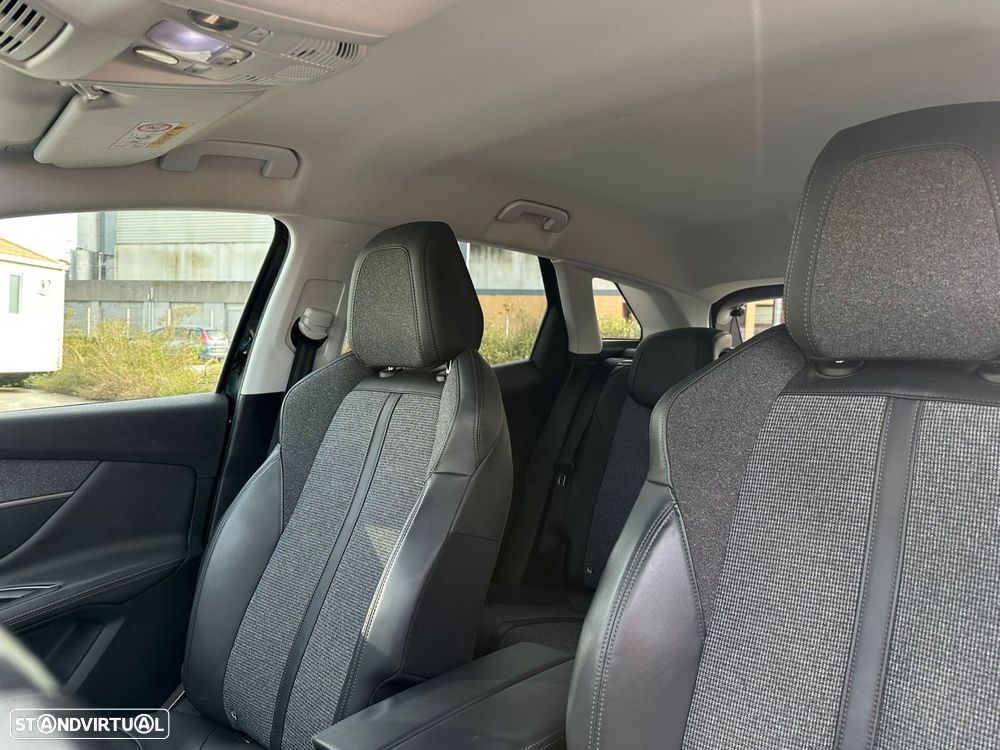 Peugeot 3008 1.5 BlueHDi Allure - 8