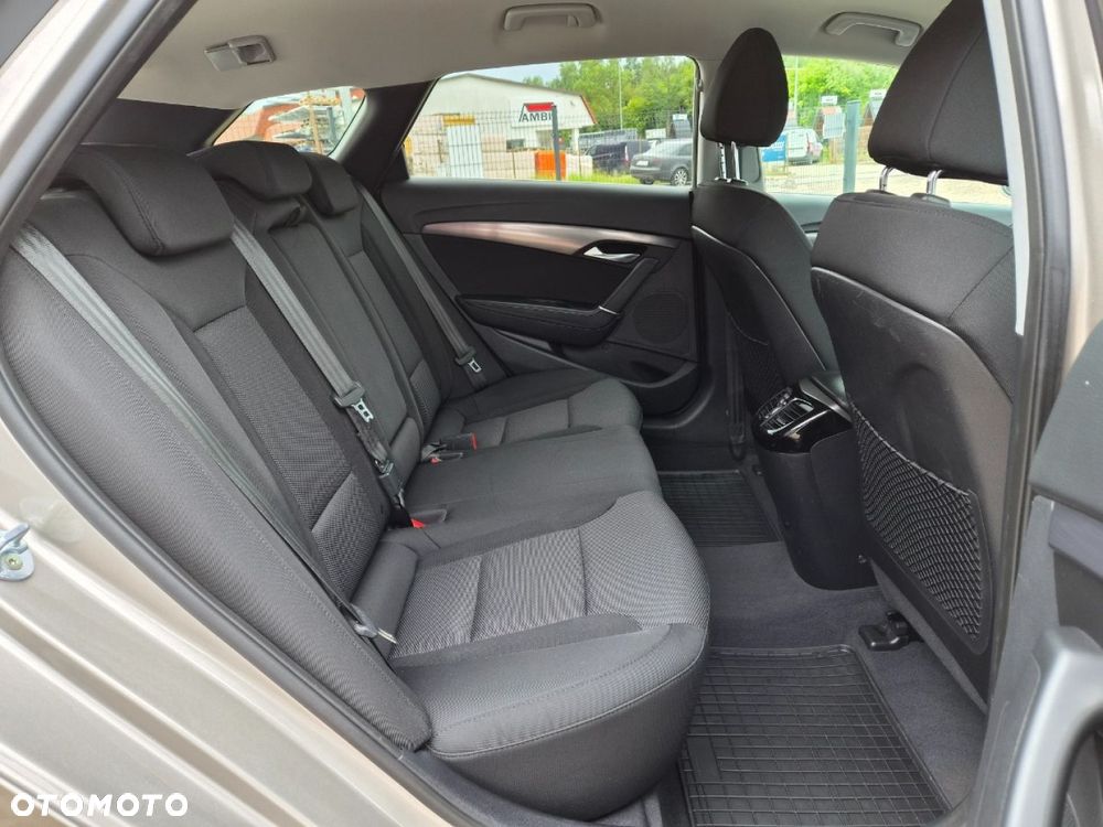 Hyundai i40 Kombi 1.7 CRDi Style - 19