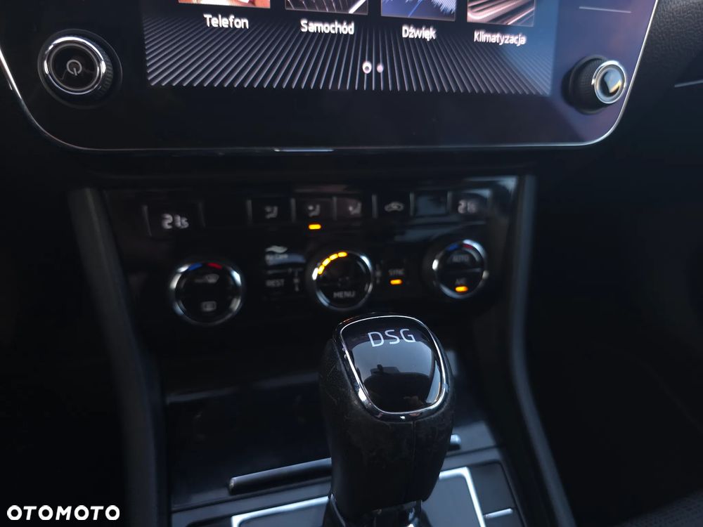 Skoda Superb 1.8 TSI Ambition DSG - 19