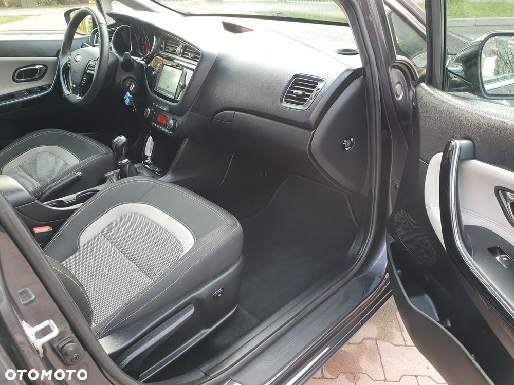 Kia Ceed 1.6 GDI Spirit - 19