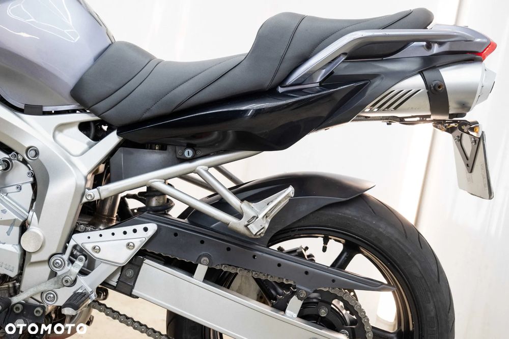 Yamaha FZ6 - 15