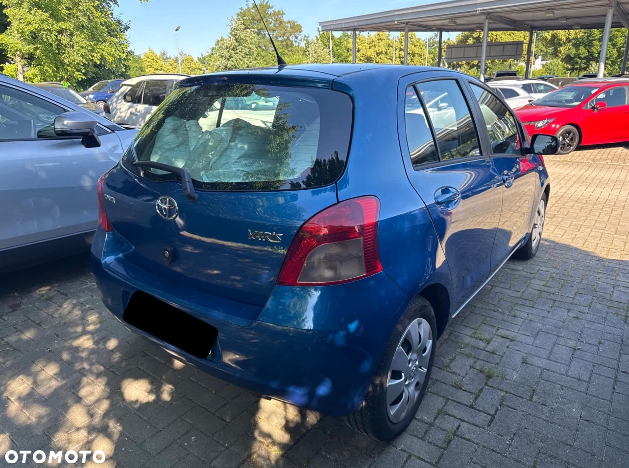 Toyota Yaris 1.3 VVT-i Sol - 5