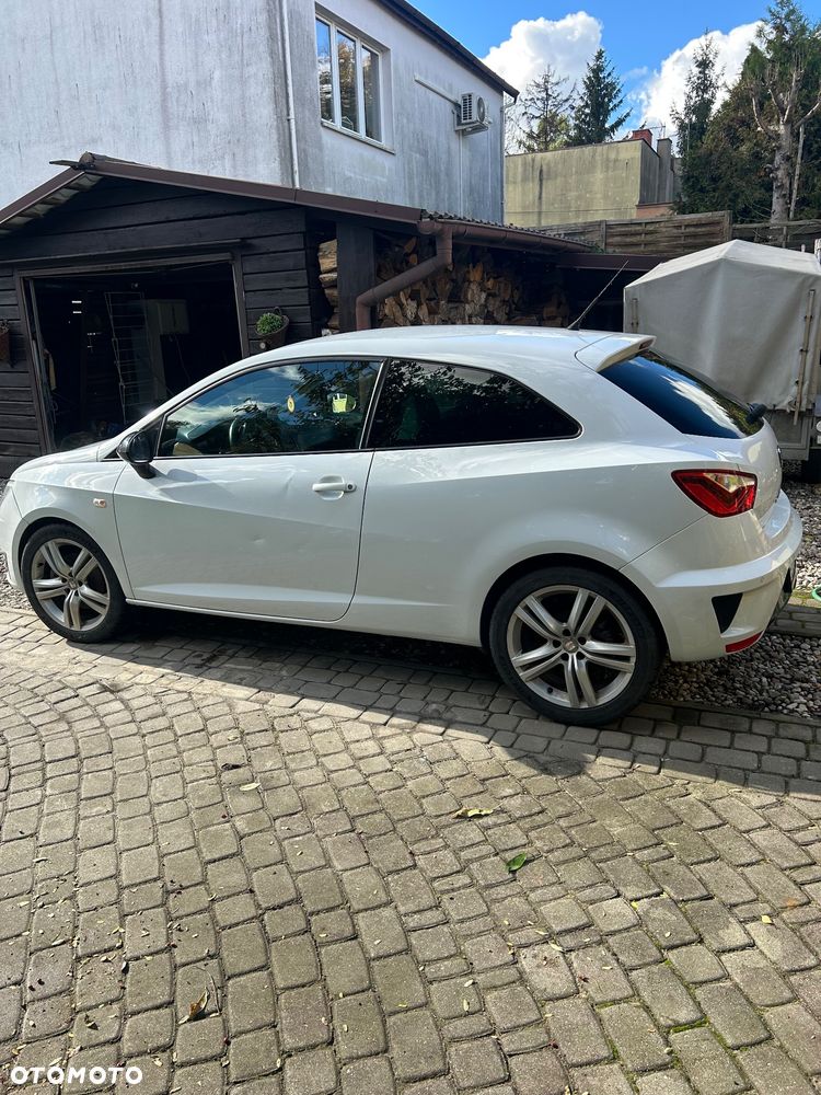 Seat Ibiza SC 1.4 TSI Cupra DSG - 2