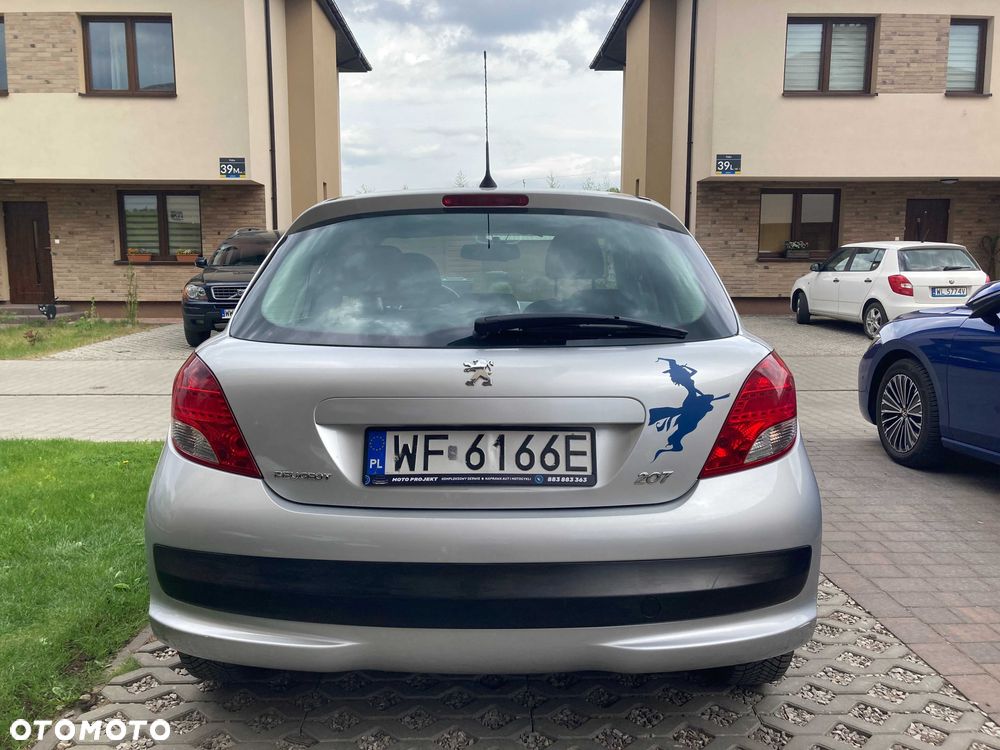 Peugeot 207