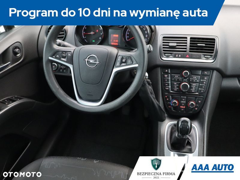 Opel Meriva - 9