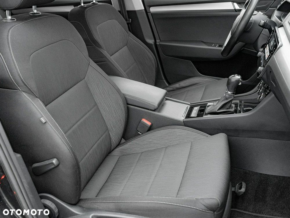 Skoda Superb 2.0 TDI Ambition DSG - 30