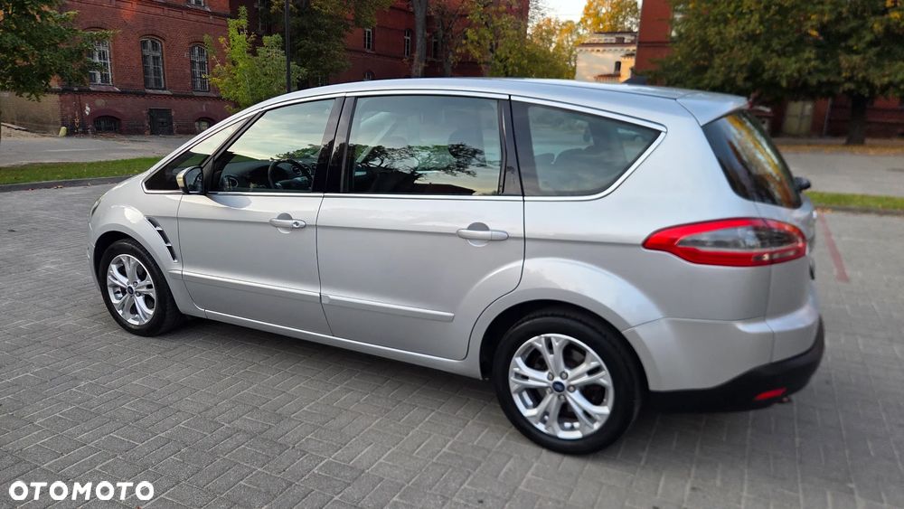 Ford S-Max - 7