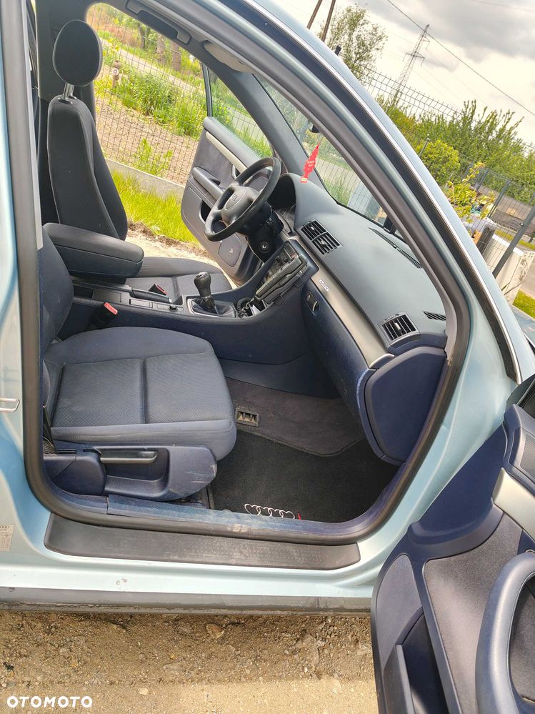 Audi A4 Avant - 6