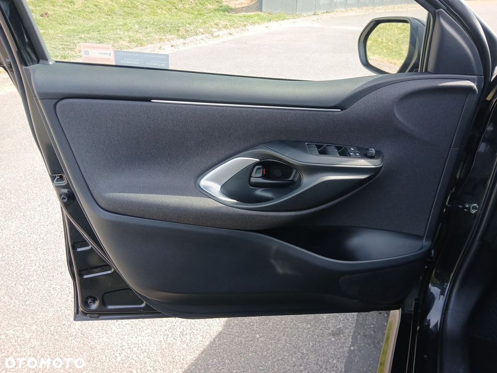 Toyota Yaris - 41