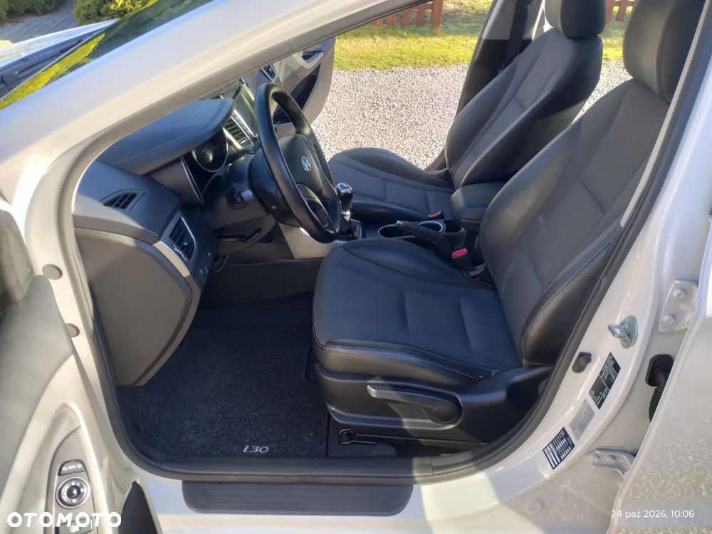 Hyundai i30 - 22