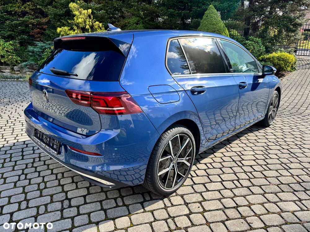 Volkswagen Golf - 4