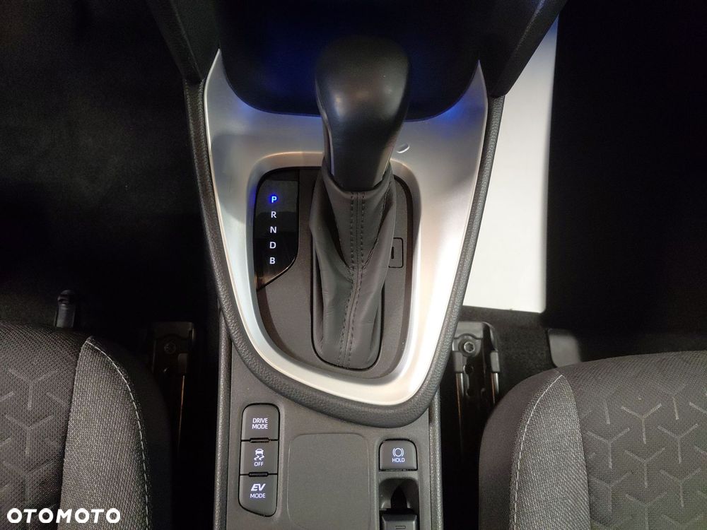 Toyota Yaris Cross - 25