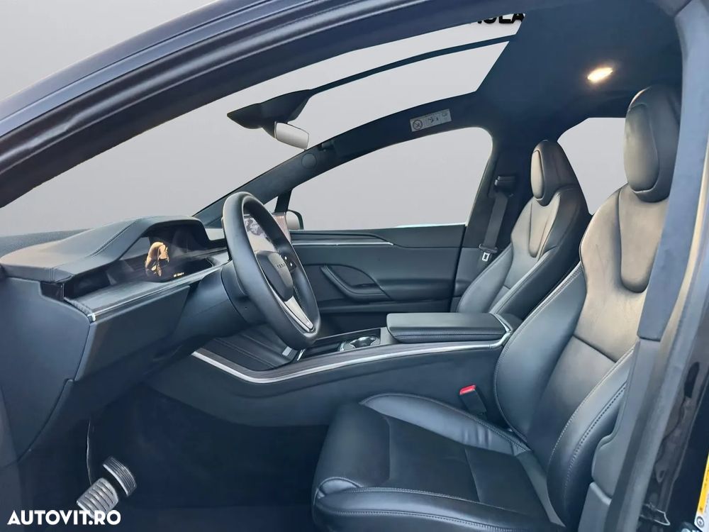 Tesla Model X Long Range - 17