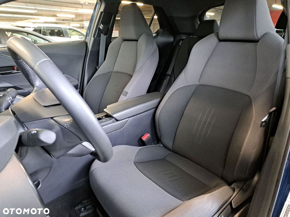 Toyota C-HR - 12