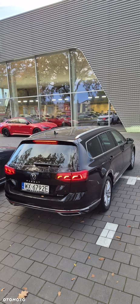 Volkswagen Passat 2023 photo 2