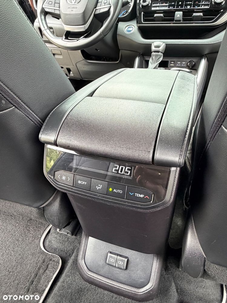 Toyota Highlander 2.5 Hybrid Executive - 22