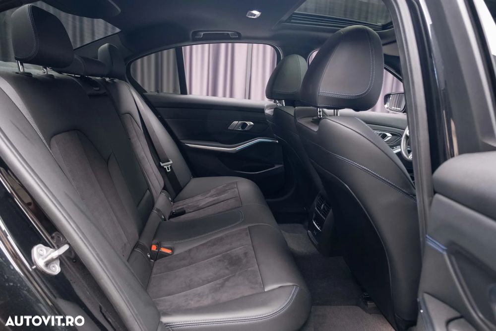 BMW Seria 3 320d xDrive Aut. M Sport - 35