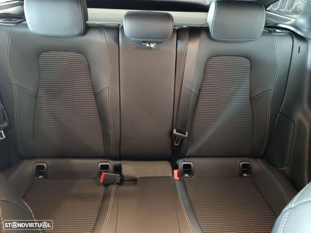 Mercedes-Benz CLA 180 d Shooting Brake Business Solutions Aut. - 27