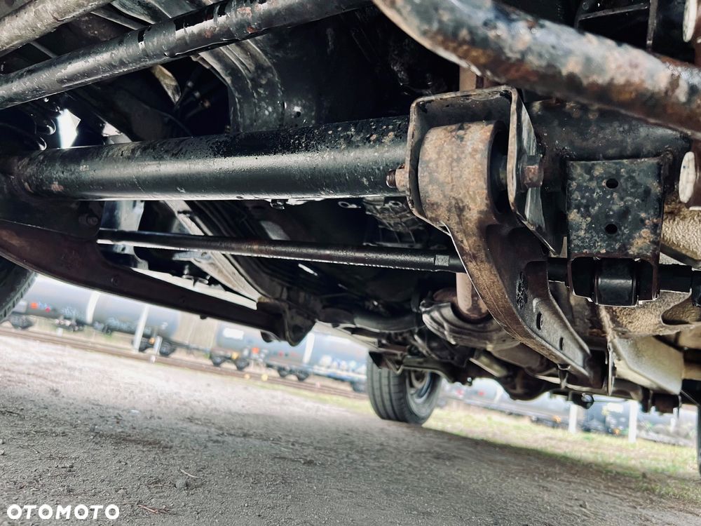 Suzuki Jimny 1.3 JLX - 13