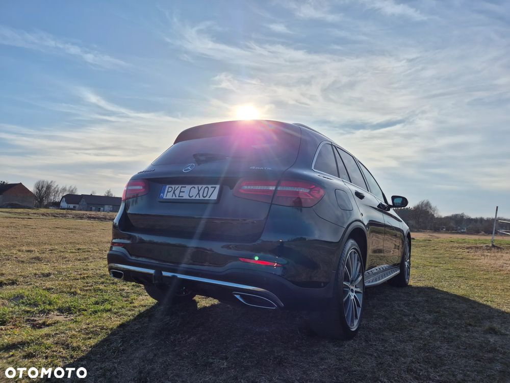 Mercedes-Benz GLC 250 d 4Matic 9G-TRONIC AMG Line - 14