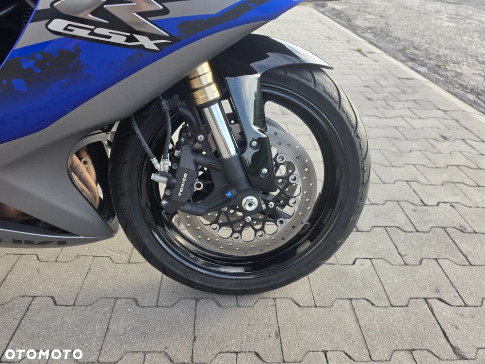 Suzuki GSX-R - 18