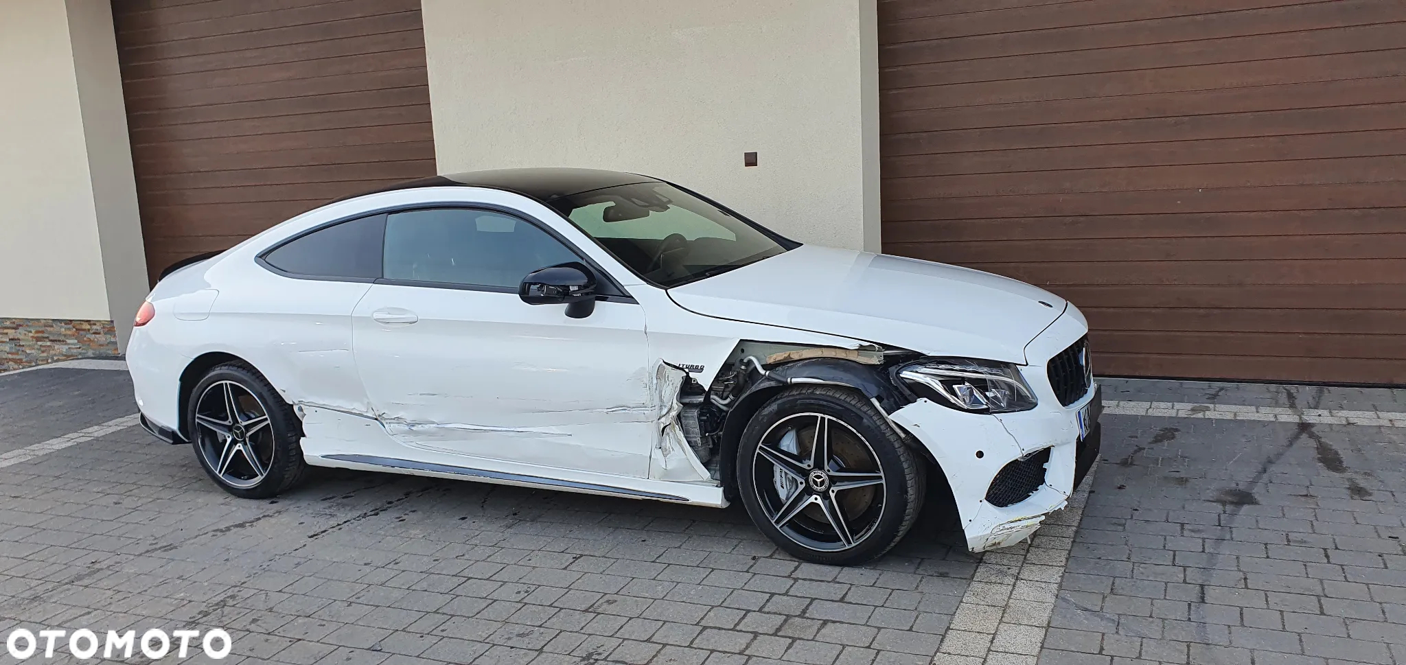 Mercedes-Benz Klasa C AMG 43 4-Matic - 23