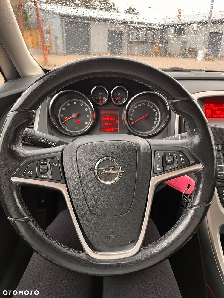 Opel Astra - 11