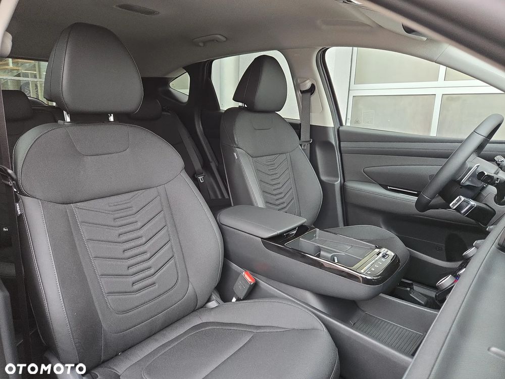 Hyundai Tucson 1.6 T-GDi HEV Smart 2WD - 19