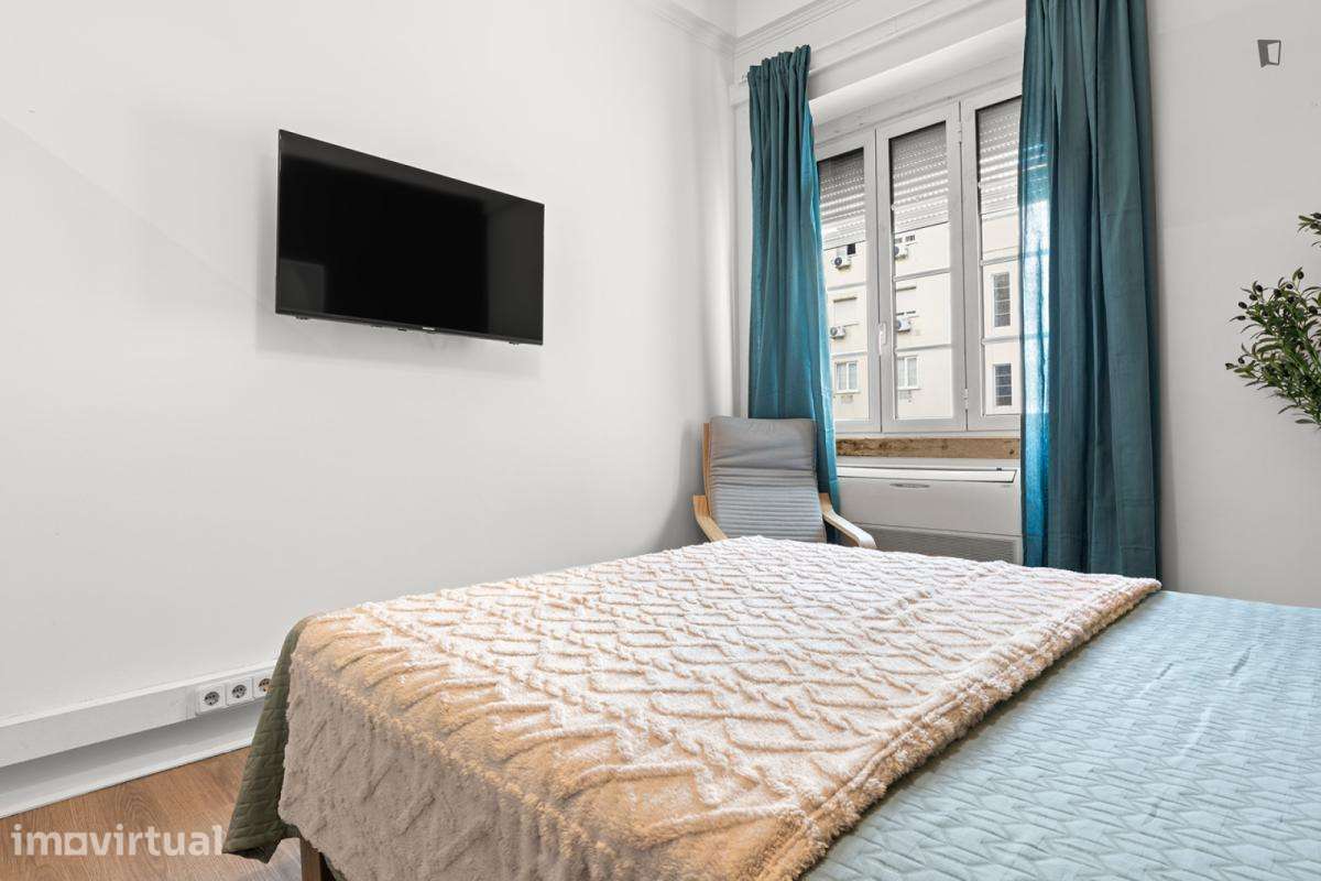 Quarto - localizado em Marquês de Pombal Lisbon - Grande imagem: 2/29