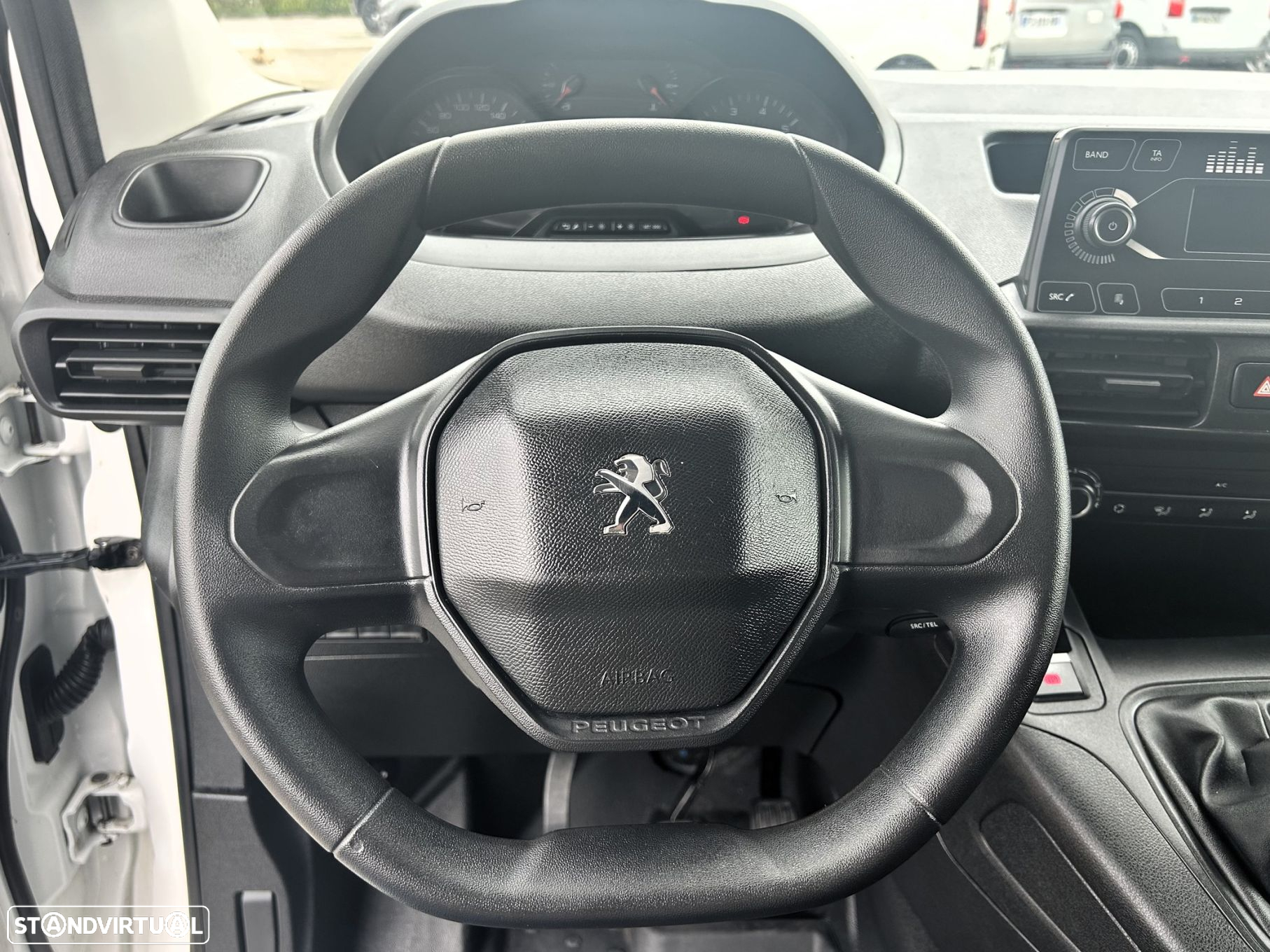 Peugeot Partner 1.5 BlueHDi Asphalt Longa - 15